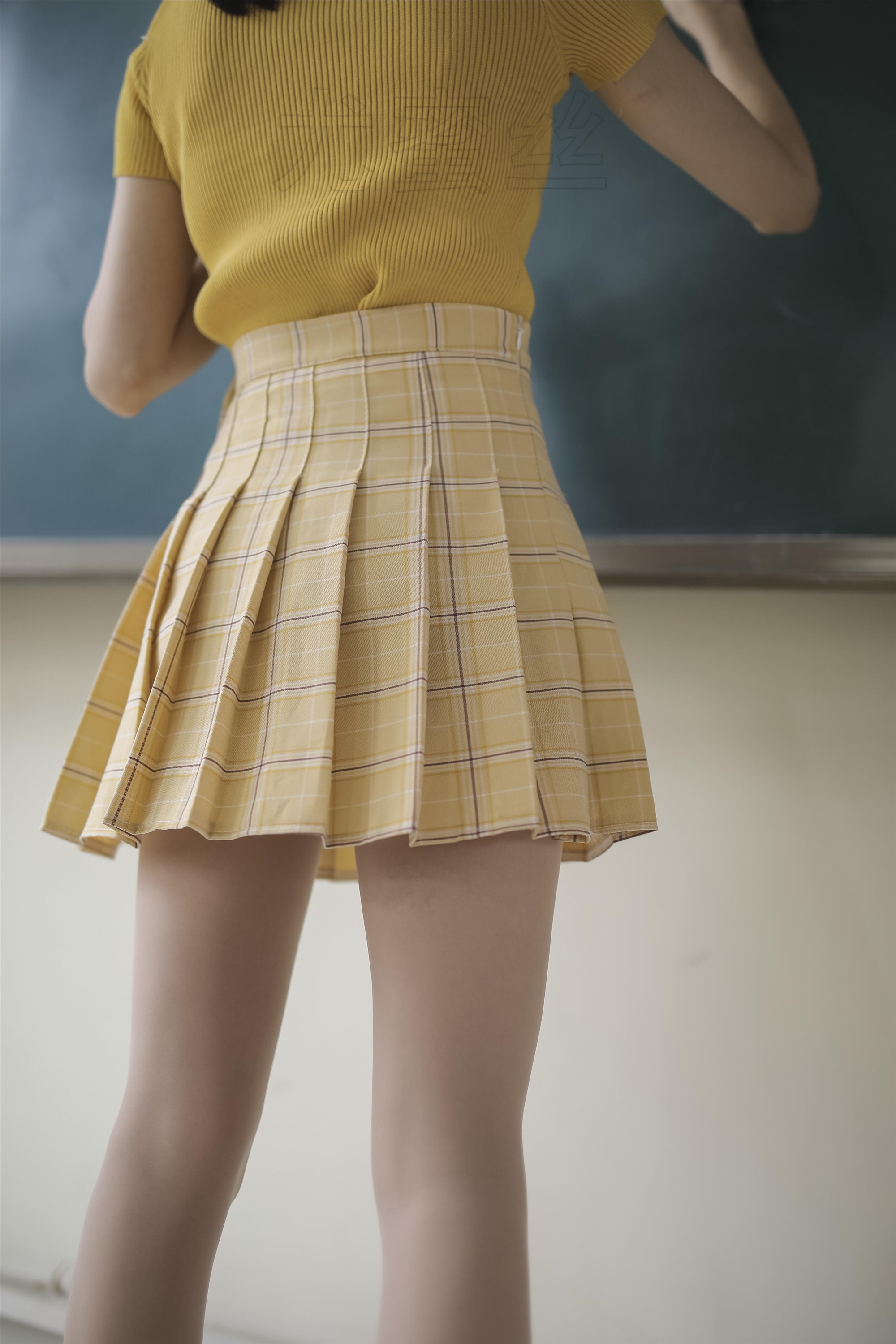 尤蜜丝 穿搭写真 NO.010